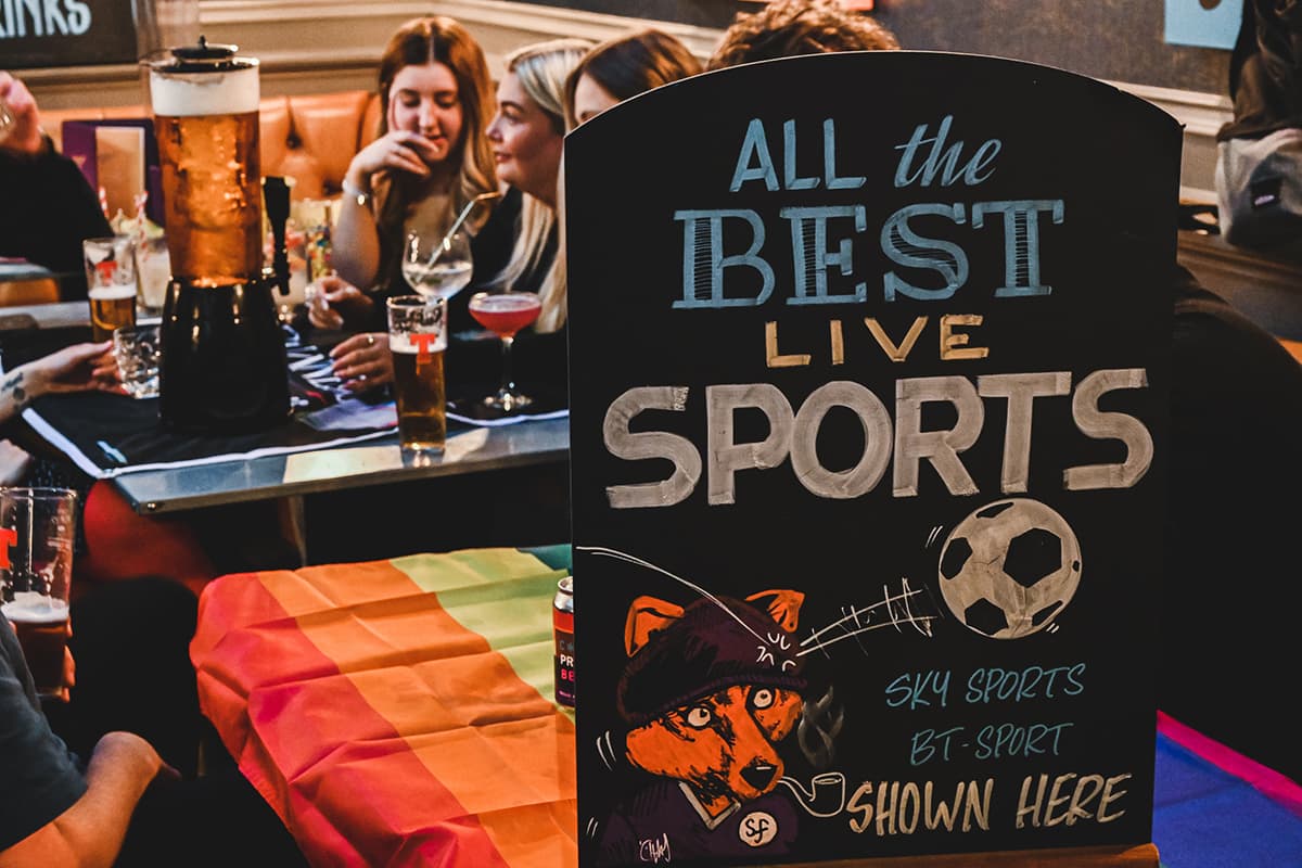 Live Sports including Football and Rugby at The Smokin Fox Glasgow
